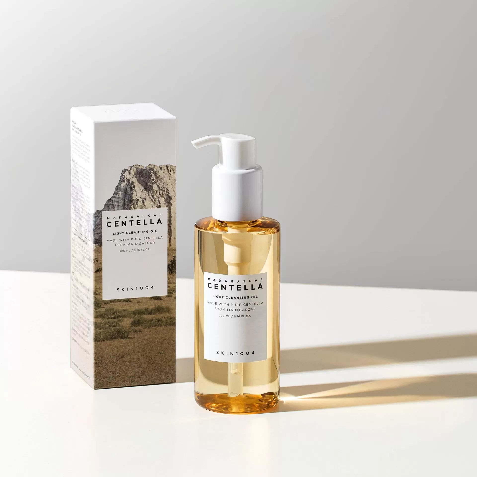 SKIN1004 Madagascar Centella Light Cleansing Oil 200ml